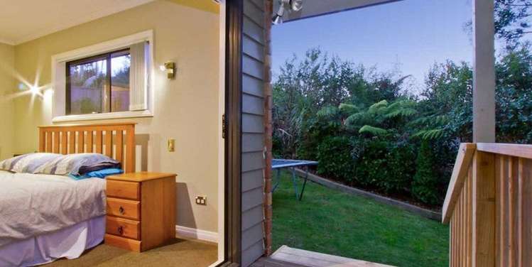 53 Helleur Road Massey_5