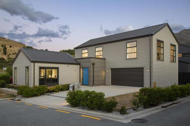 7 Longlands Street Dalefield/Wakatipu Basin_2