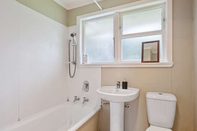 2/64 Cruickshank Road Clouston Park_6