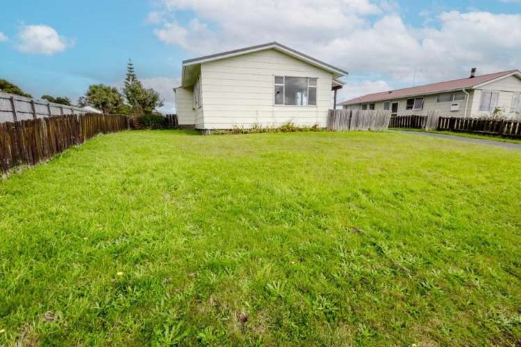 37 Arnott Heights Greymouth_25