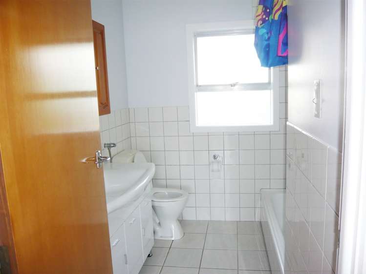 1/46 Gill Avenue Te Atatu Peninsula_14