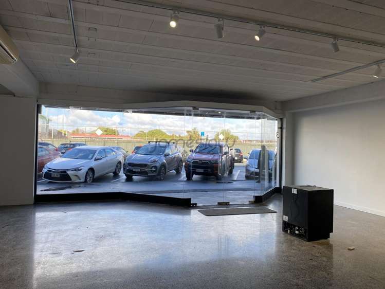 Ground Floor Retail/3 Byron Avenue Takapuna_4