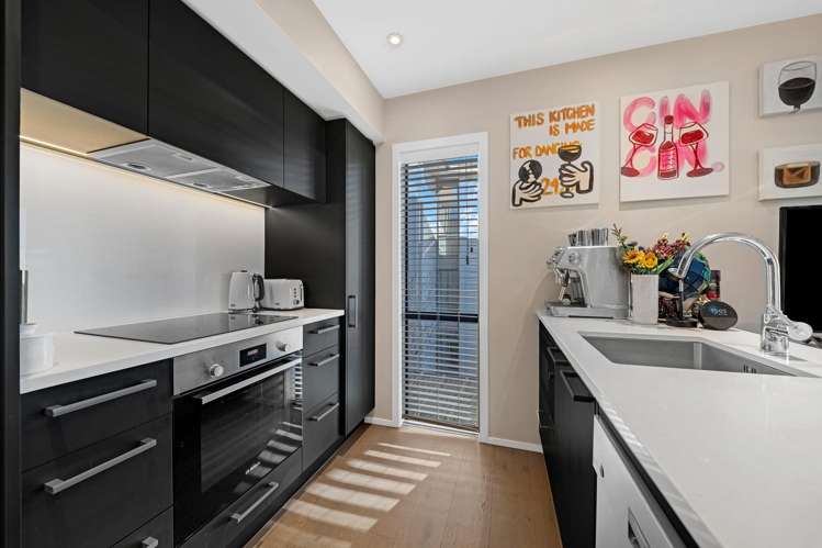 110/69B Hall Avenue Mangere_12