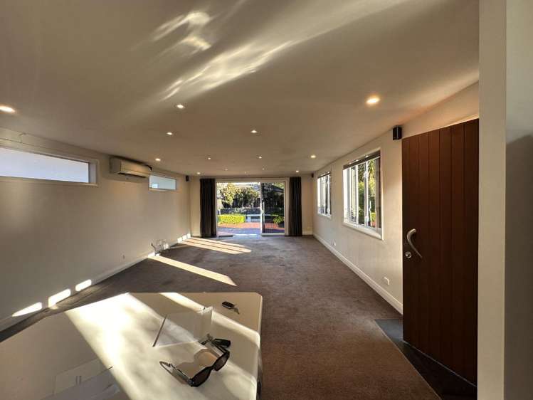 20 Lambeth Mt Eden_7