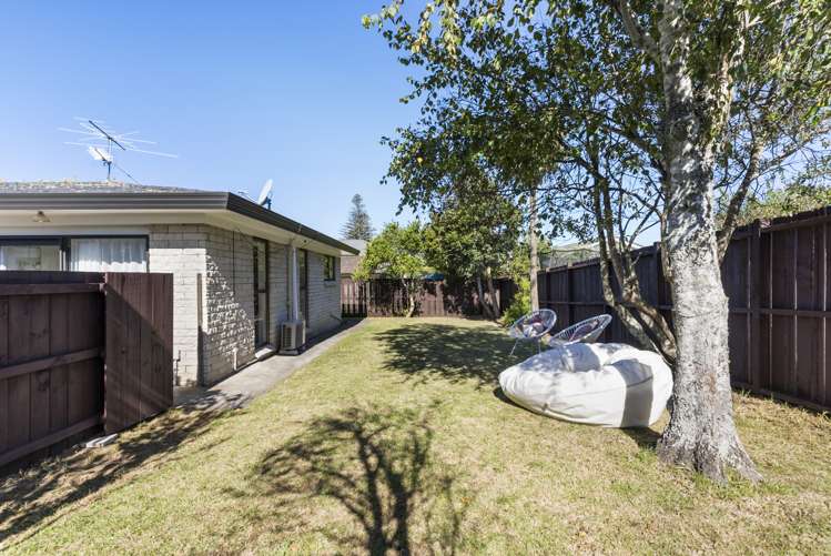 2/49 Butley Drive Farm Cove_11