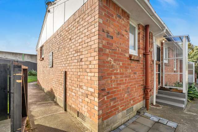 1/34a Parr Road South Point Chevalier_3