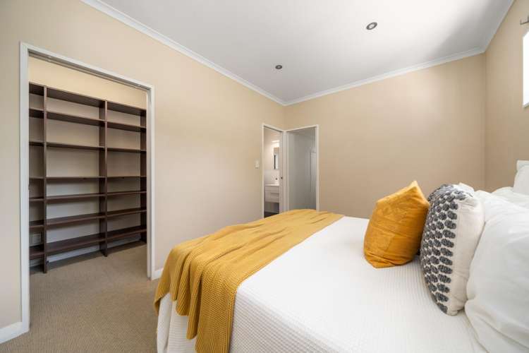 57 Handyside Street Tawa_9