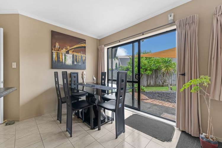 7 Holsten Place Massey_12