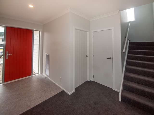 10 Hattersley Grove Churton Park_1