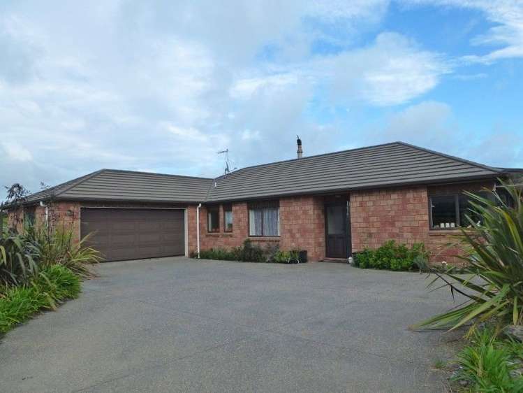 159 Pukenamu Road Te Horo_18
