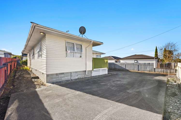 12 Ivon Road Otara_10