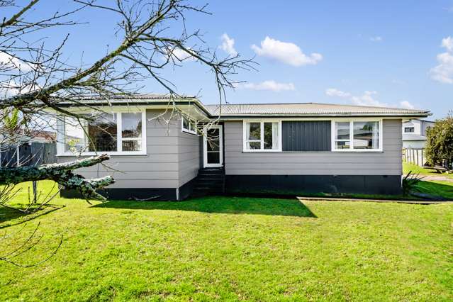 5 Staverton Crescent Mangere_3