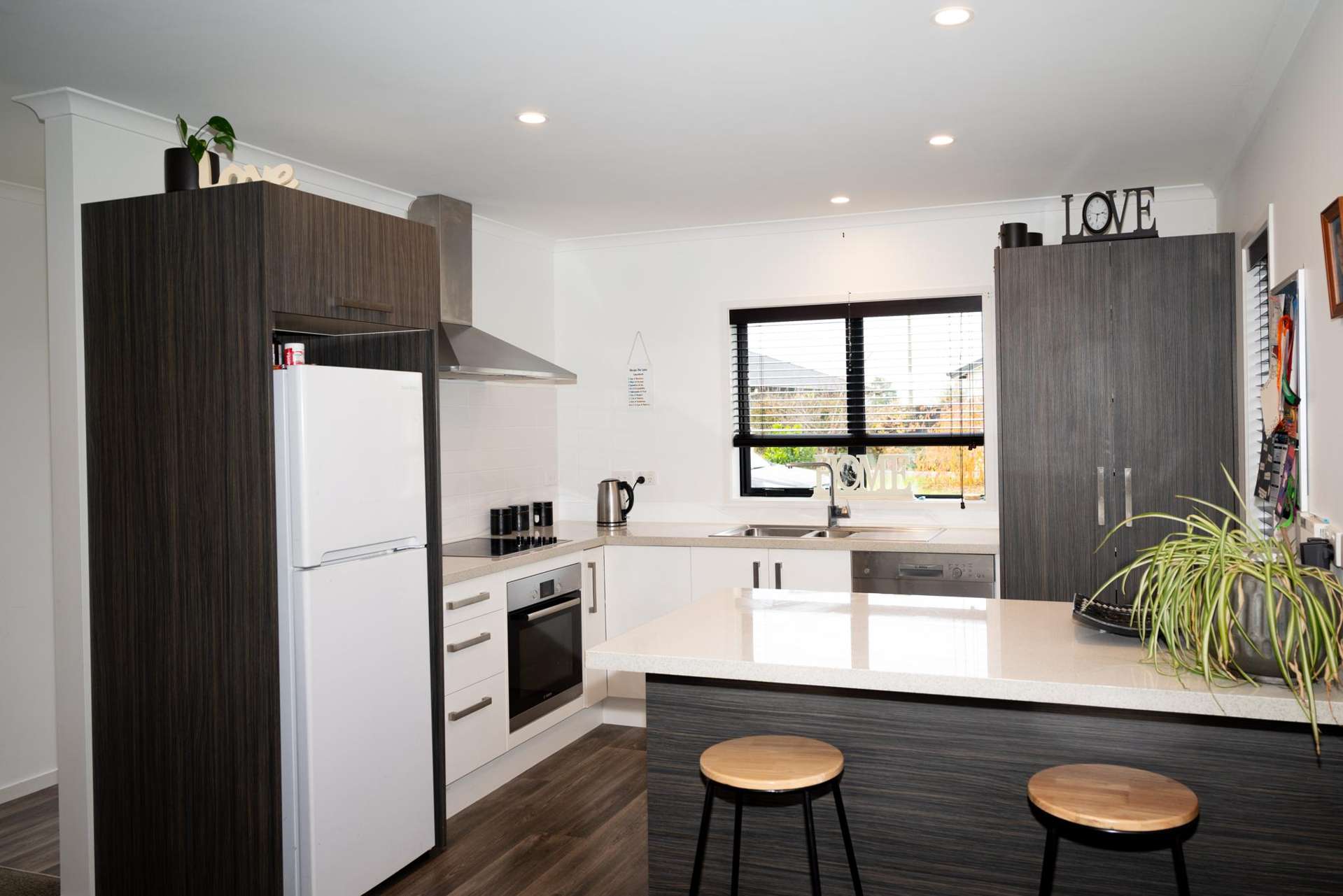 18/11 Errol Close Burbush_0