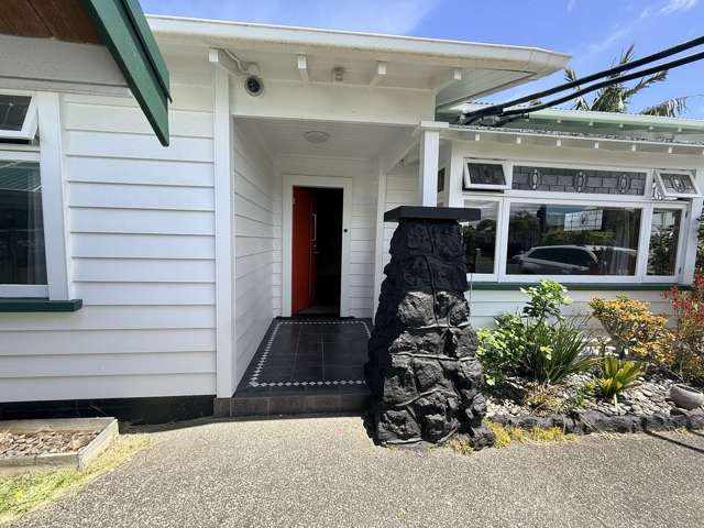 21 Princes Avenue Mount Roskill_2