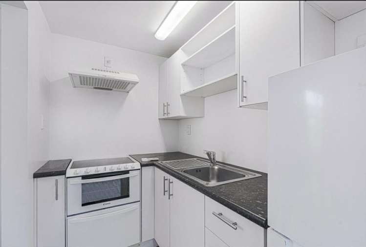 3/347 Armagh Street Linwood_9