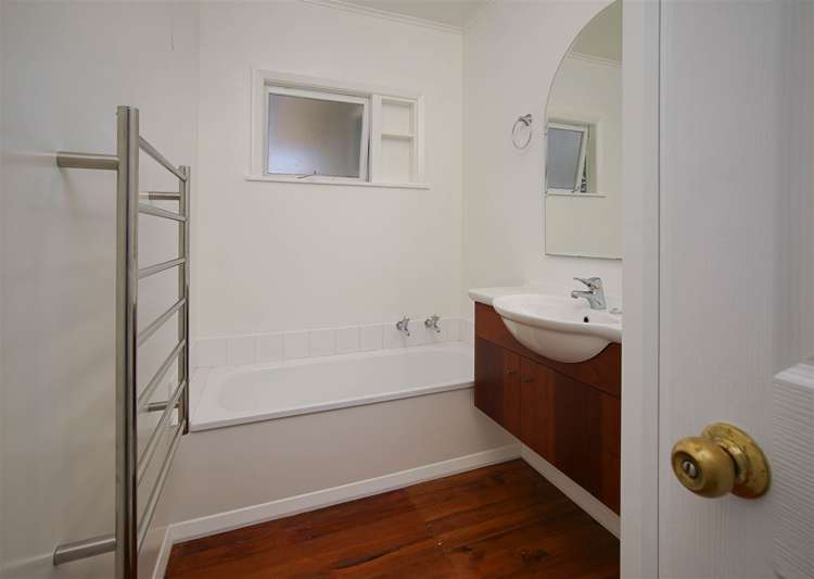 10 Fergusson Street Stoke_12