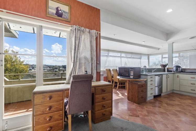 100 Tuhikaramea Road_2