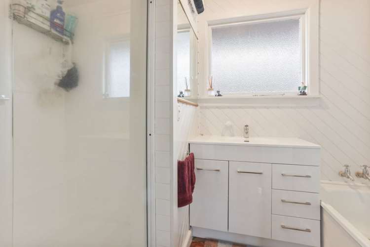 90 Frensham Crescent Woolston_17