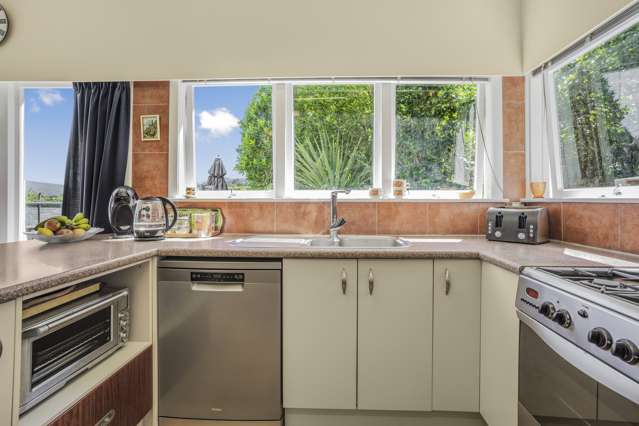 4 Hine Road Wainuiomata_4