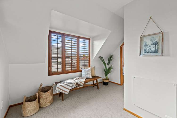 2/151 Idris Road Strowan_15