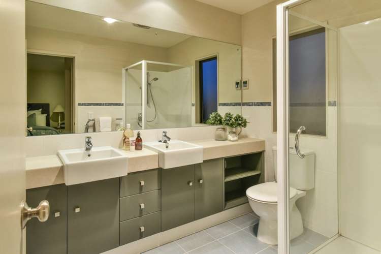 7 Tivoli Court Flat Bush_20