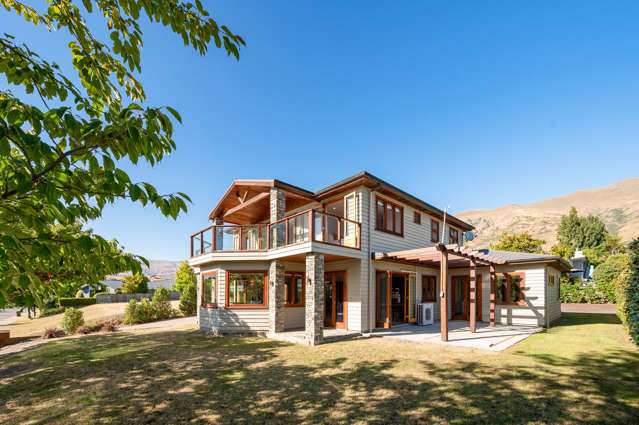 32 Old Station Avenue Wanaka_1