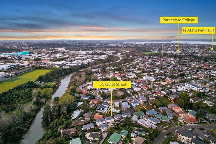 5C Quiet Street Te Atatu South_31