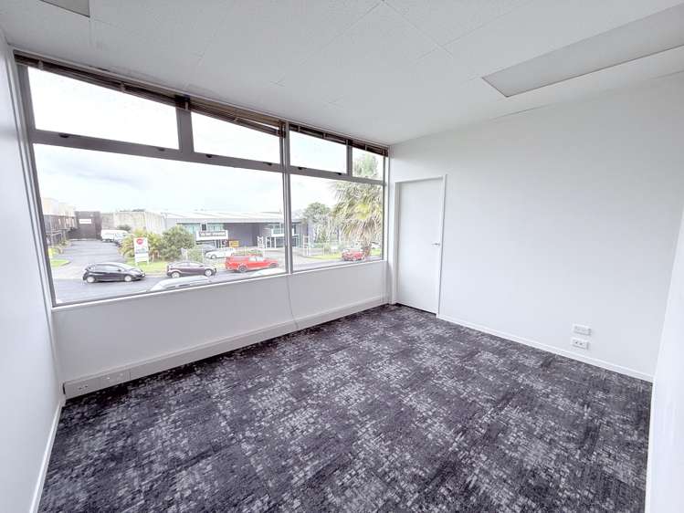 2/4 Civil Place Albany_5