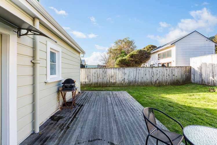 15 Porritt Avenue Mount Victoria_12