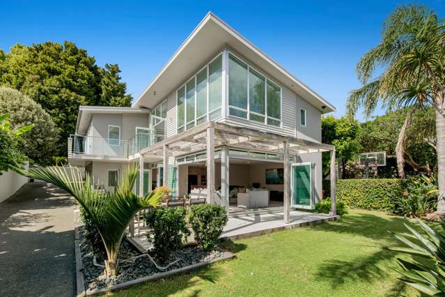 58 The Circle Manly_1
