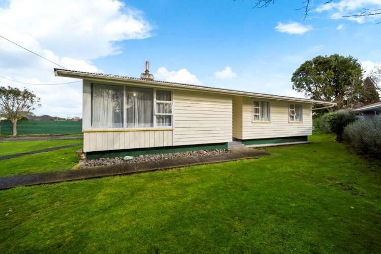 6 Kauri Crescent Hawera_1