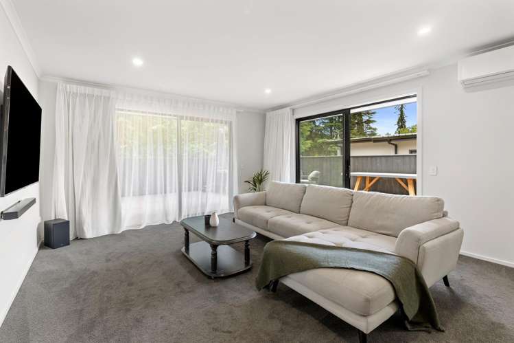 10 McLaughlin Lane Stoke_6
