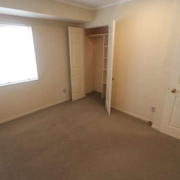 6 Silkwood Grove Totara Heights_10