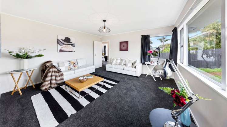 15 Lyncroft Street Mangere East_2