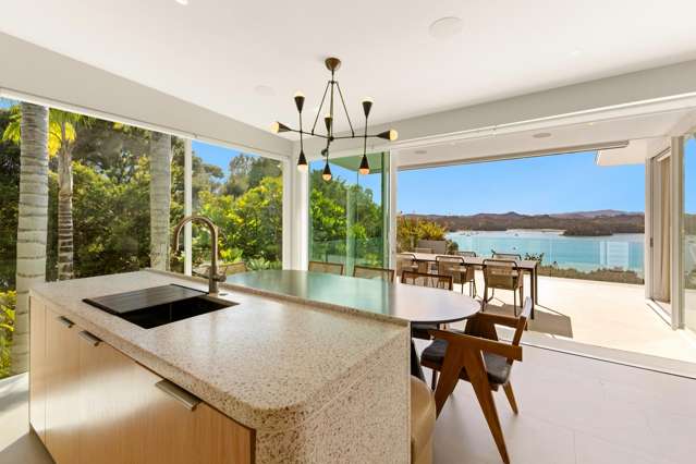 Luxurious coastal living