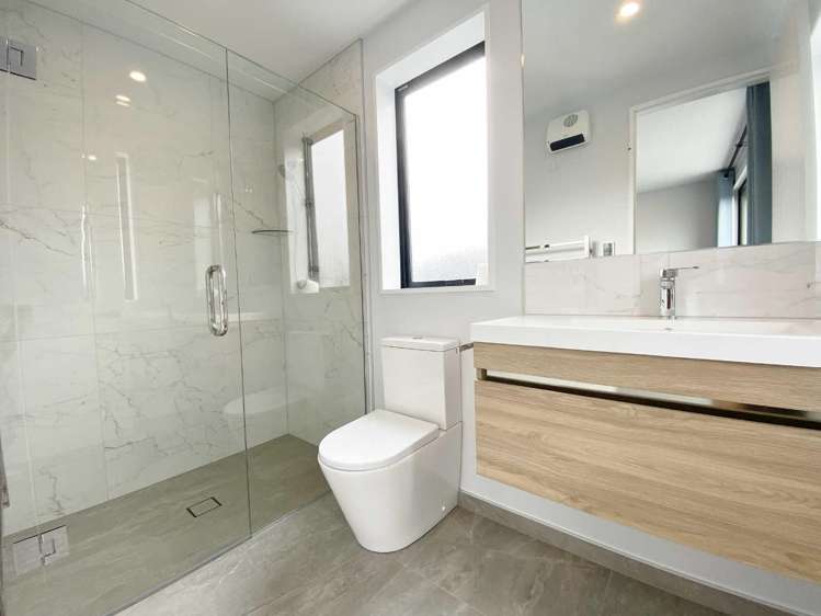 22 Kirkland Crescent Harewood_14