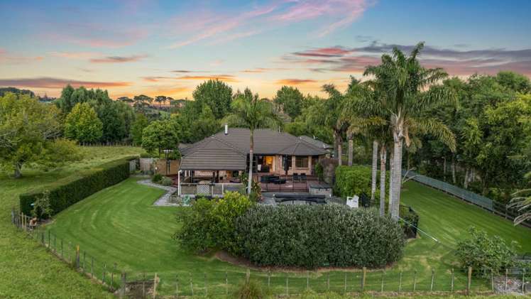 16 Lynwood Grove Dairy Flat_37