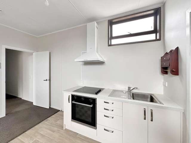 24 Tinirau Street 1236_2