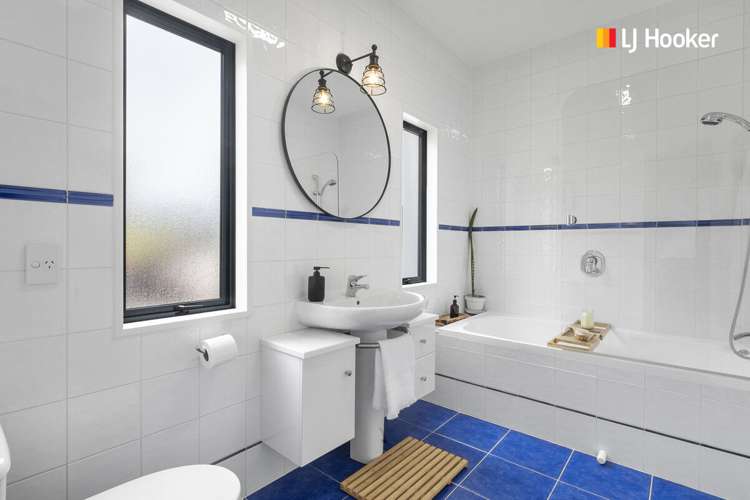 553 Portobello Road Company Bay_16