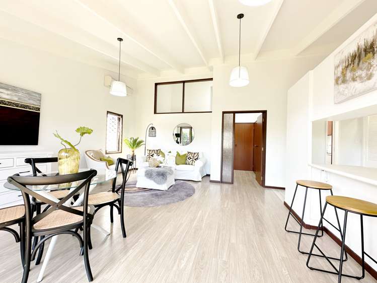 2/35 Swanson Road Henderson_17