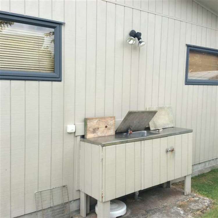 138 The Fairway Matarangi_11