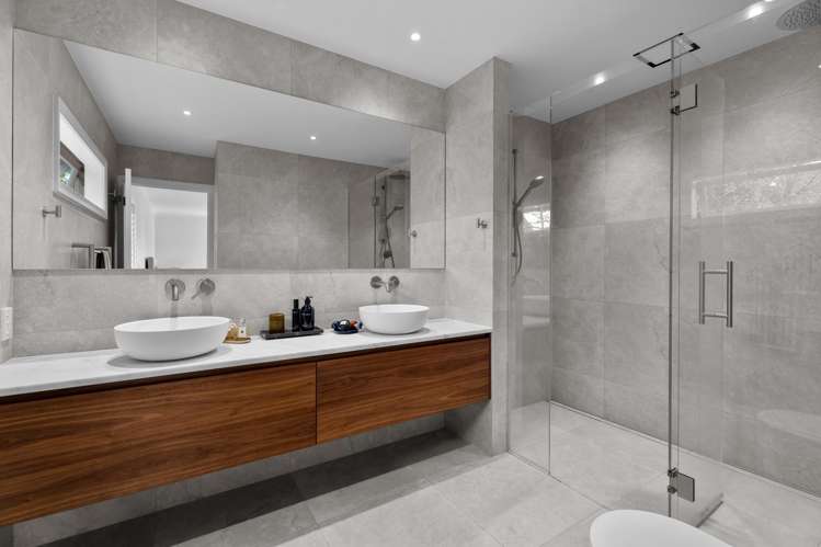 2 Golf Road Epsom_18