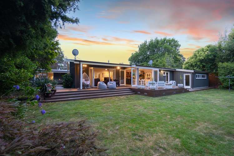 24 Moerangi Street West End_1