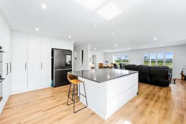 1432 Courtenay Road_3