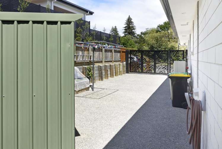 71 Sunningdale Drive Stoke_31