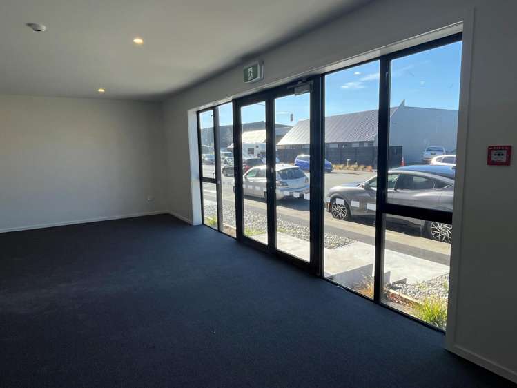 2/17 Michelle Road Wigram_5