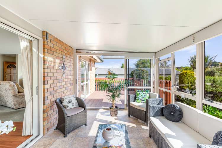 101b Hutchinson Avenue New Lynn_12