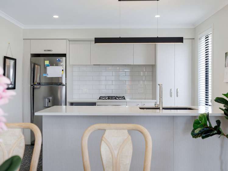 77 Hills View Drive Papamoa_3