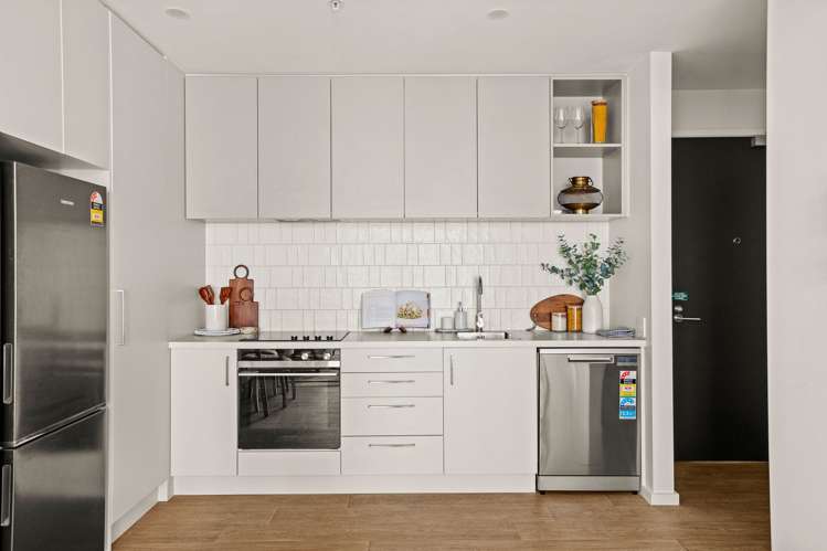 202/177 Cashel Street_4