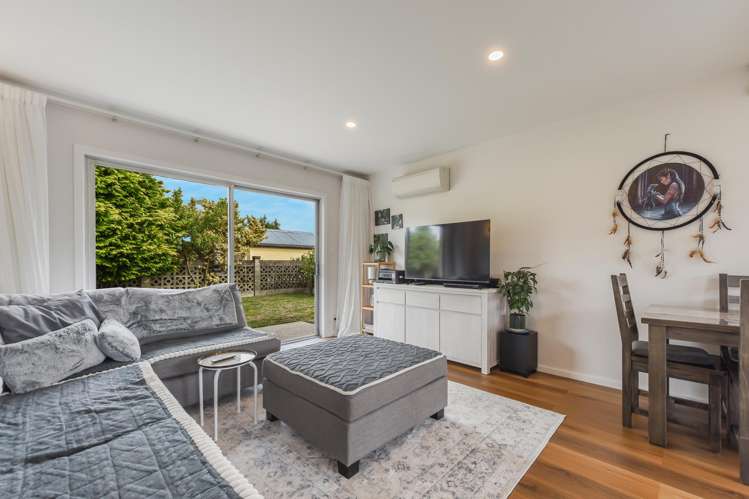 2/4a Arapiki Road Stoke_8